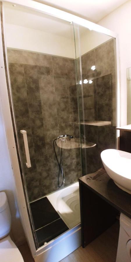 Appartement dans résidence calme et sécurisée Le Barcarès Extérieur photo